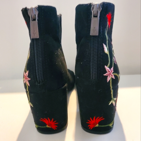 Kenneth Cole Reaction - Picture 3 of 3